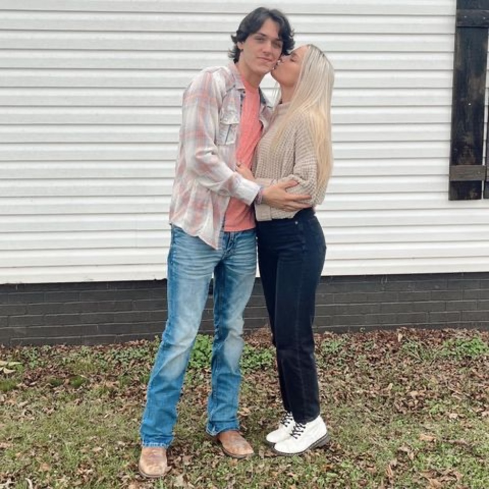 Meet your Posher, Bella